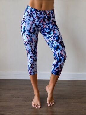 Calvin Klein Blue & Pink Abstract Floral Capri Leggings